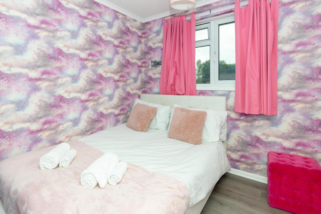 Capri 13 Sa - 3 Bedroom House Close To Loughborough University, Ev Car Facilities, Free Parking, Free Wifi - Ask For Contractor Rates! Exterior foto